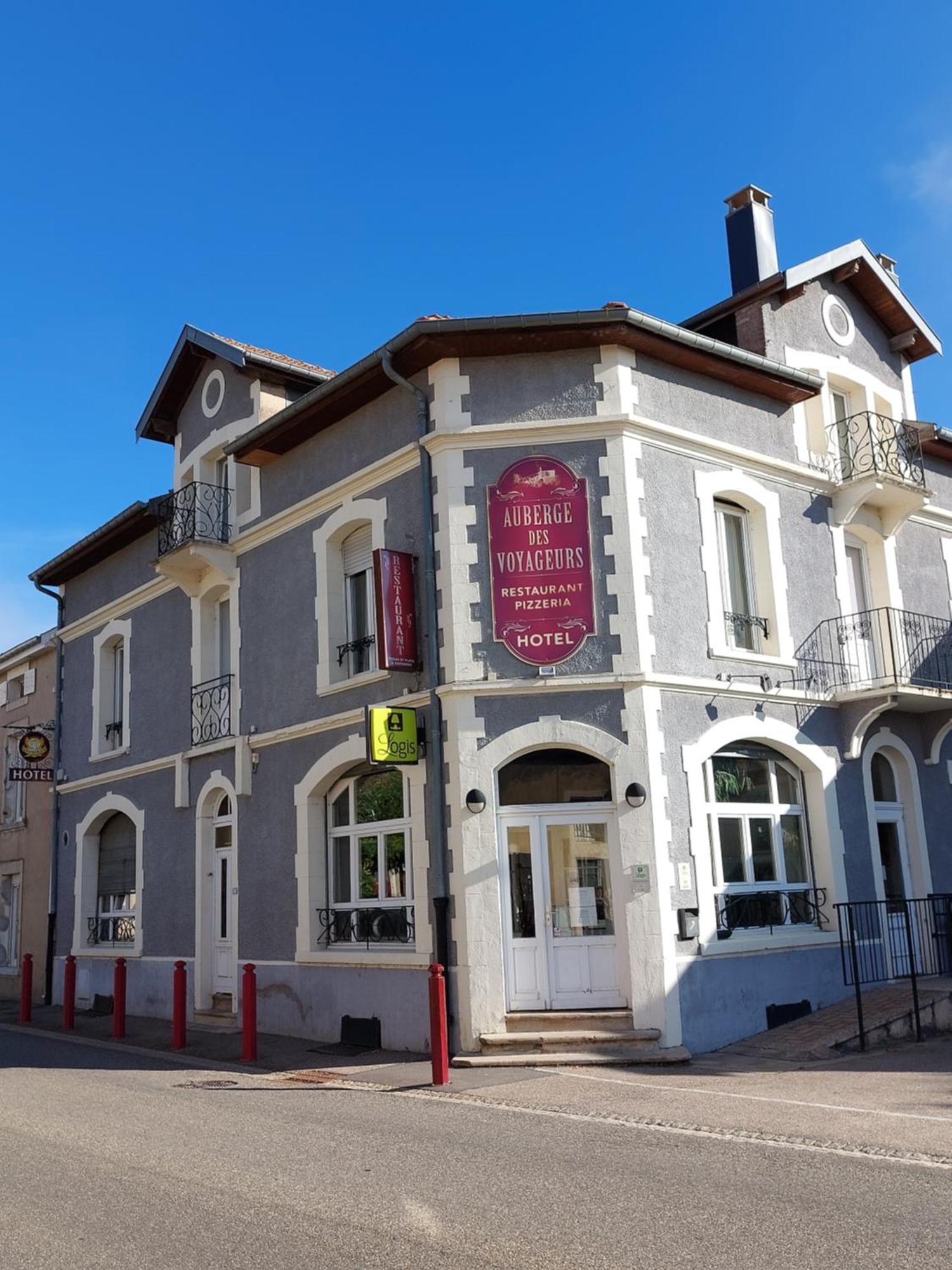Logis Auberge Des Voyageurs Vandieres  Bagian luar foto
