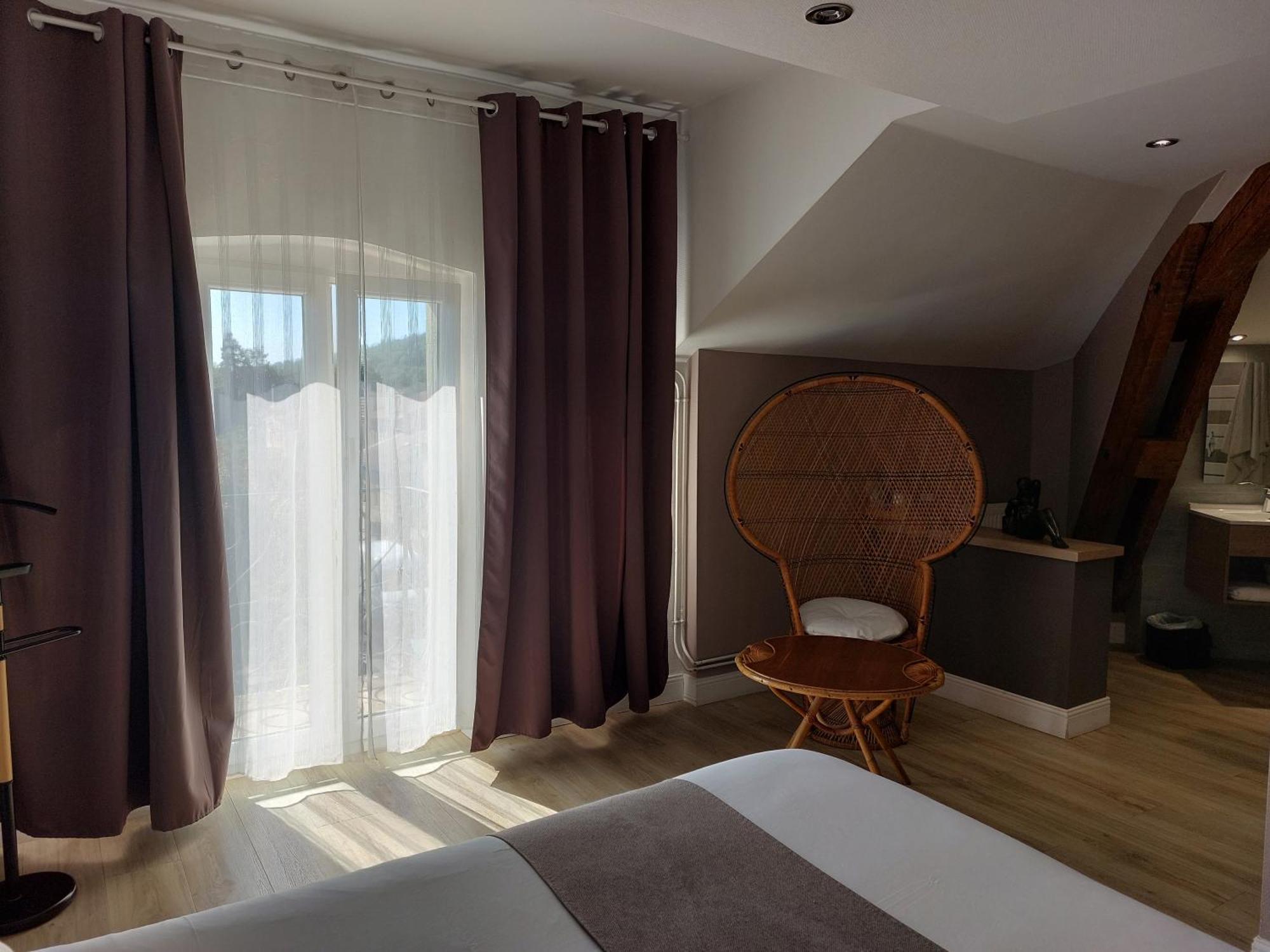 Logis Auberge Des Voyageurs Vandieres  Bagian luar foto