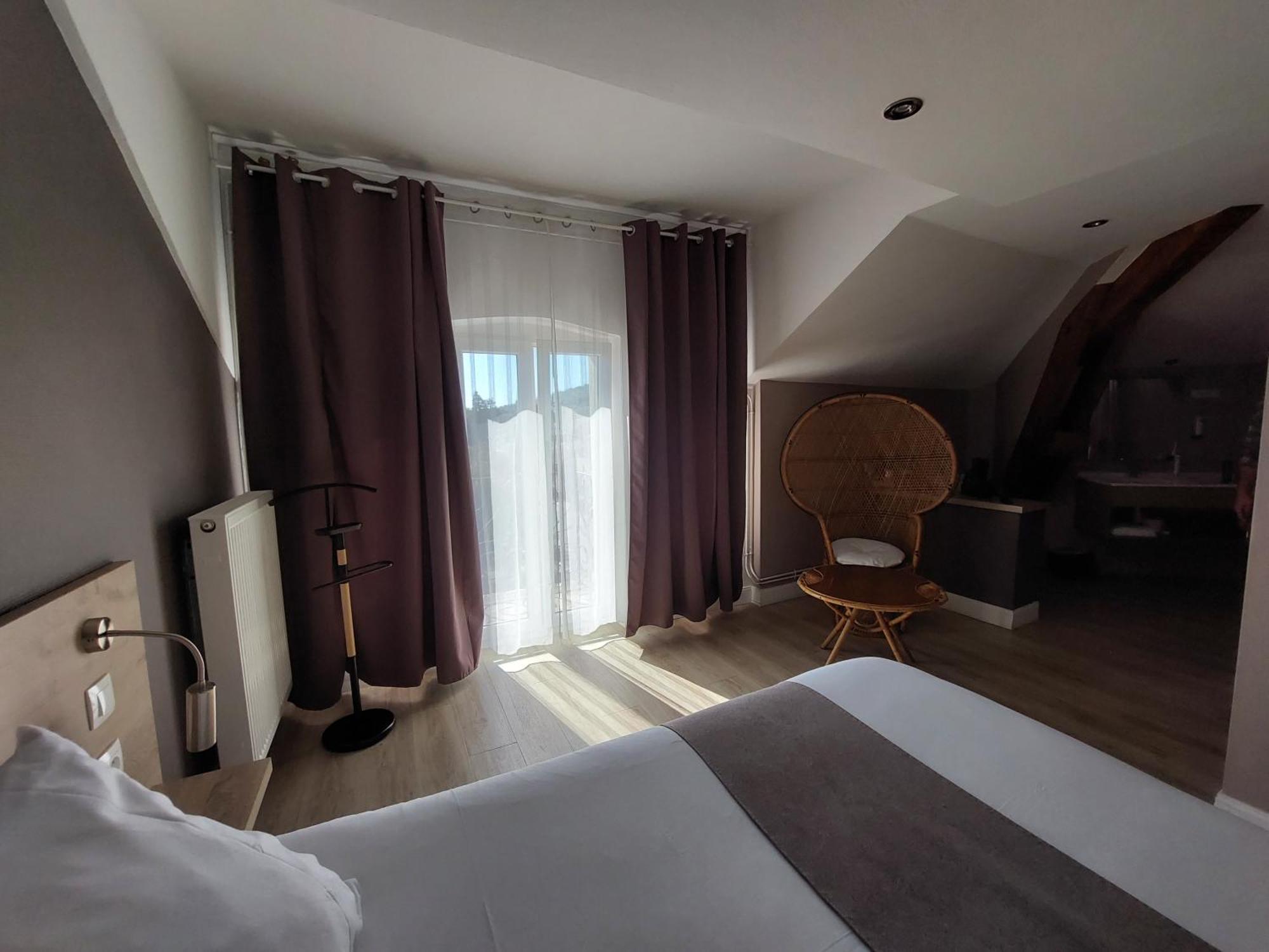 Logis Auberge Des Voyageurs Vandieres  Bagian luar foto