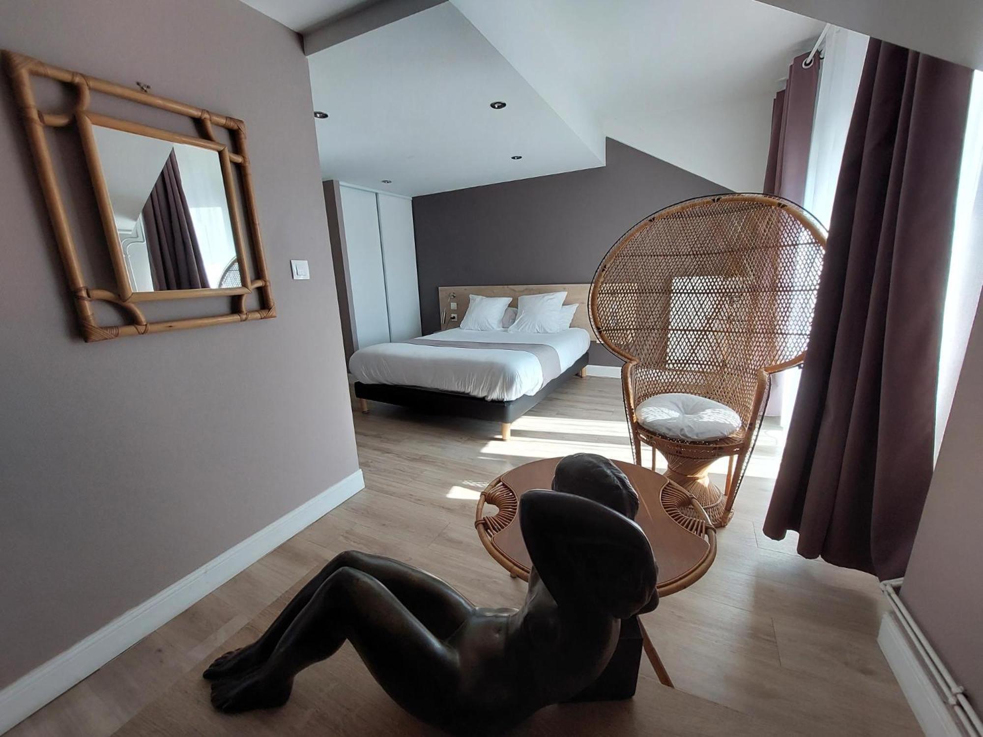 Logis Auberge Des Voyageurs Vandieres  Bagian luar foto